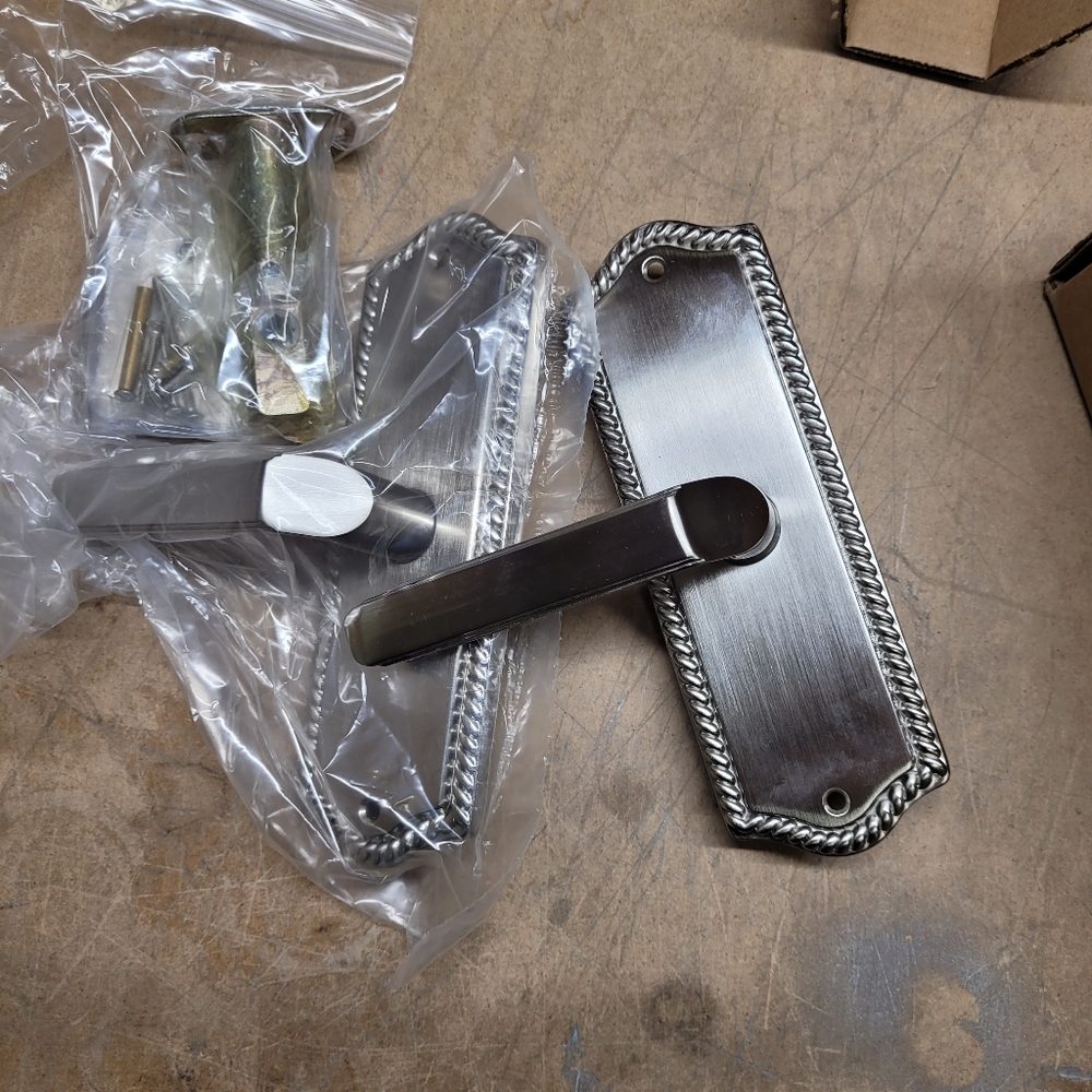 Emtek Rope style rosette with Milano Lever